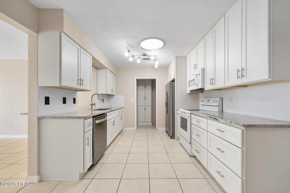 22 Plaza Drive Ormond Beach, FL 32176