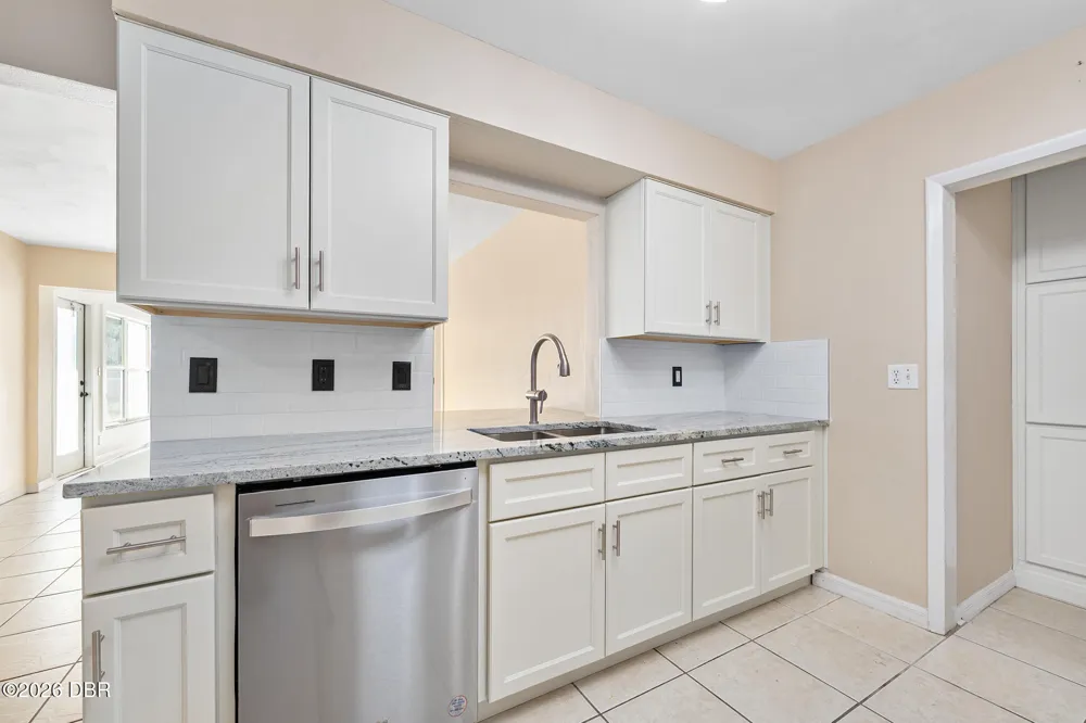 22 Plaza Drive Ormond Beach, FL 32176