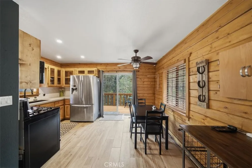 849 Highland Sugarloaf, CA 92386