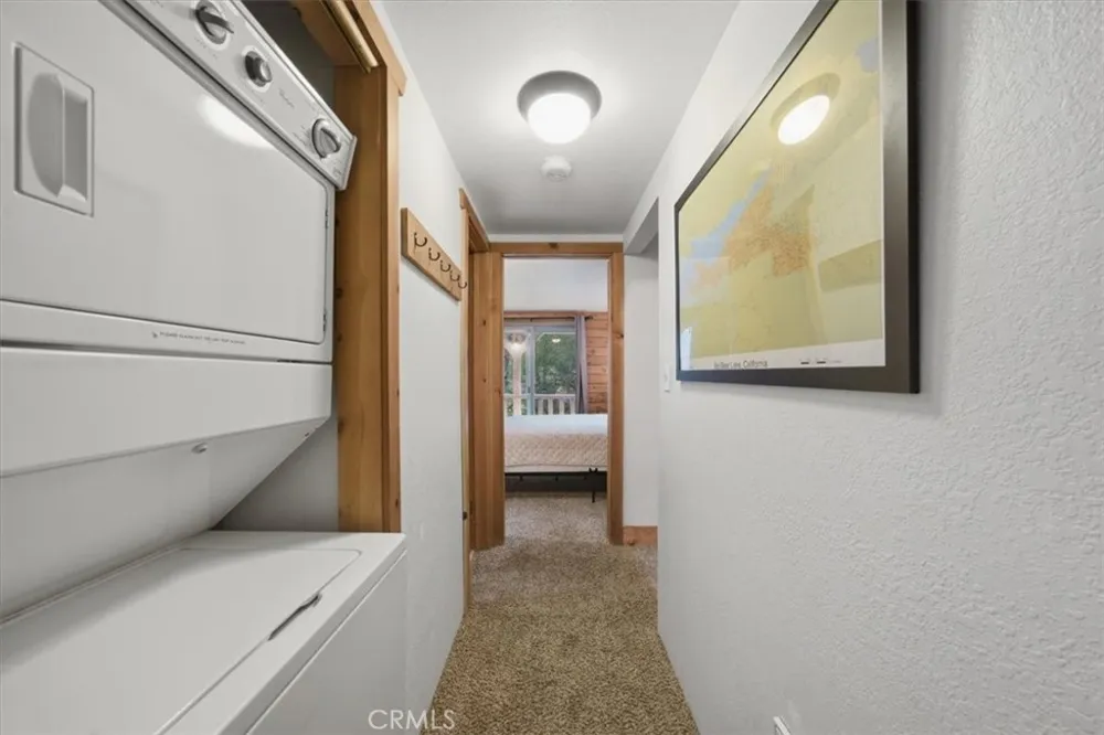 849 Highland Sugarloaf, CA 92386