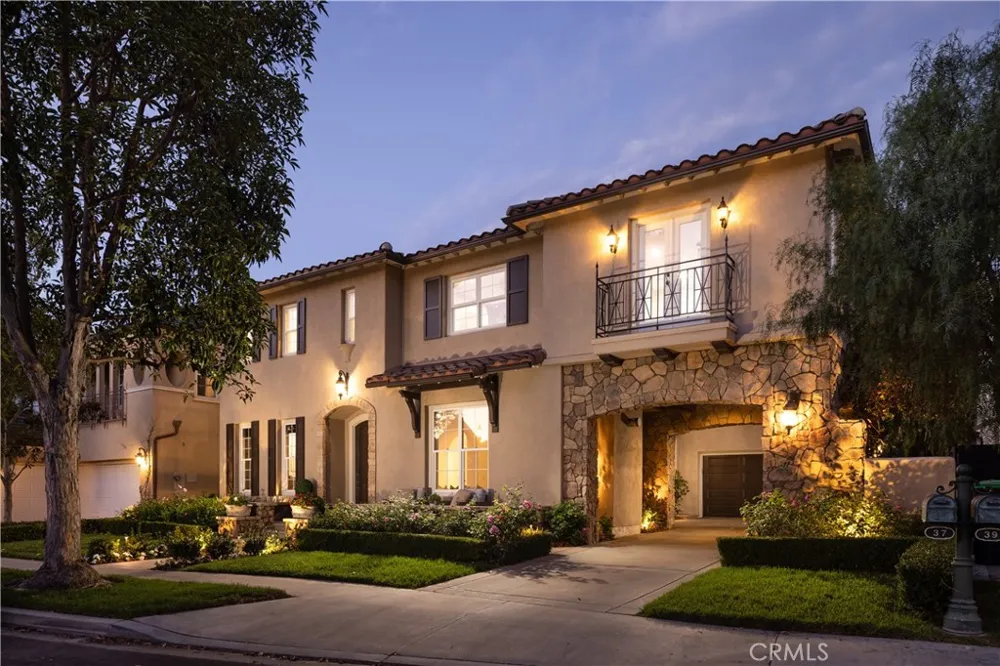 37 Vernon Newport Coast, CA 92657
