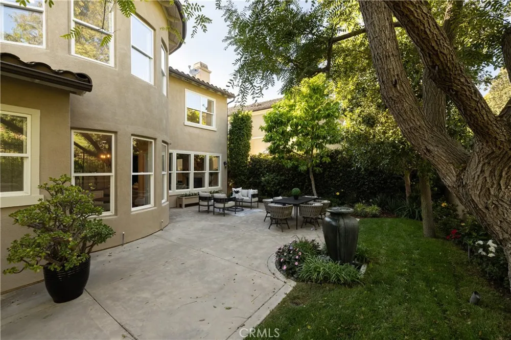 37 Vernon Newport Coast, CA 92657