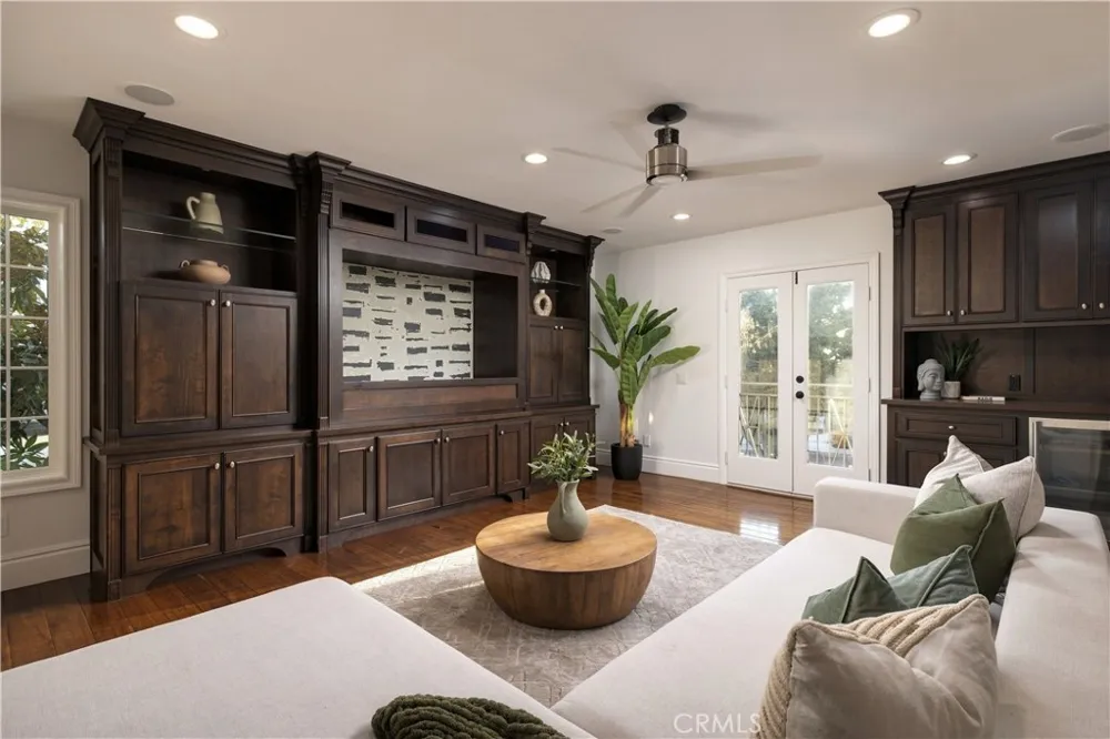 37 Vernon Newport Coast, CA 92657