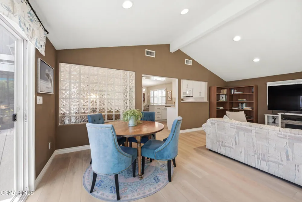 6547 Pinion Street Oak Park, CA 91377