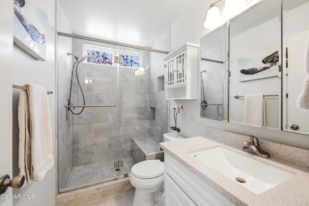 6547 Pinion Street Oak Park, CA 91377