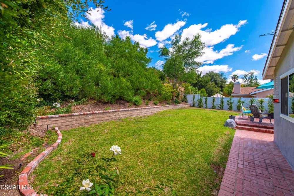 6547 Pinion Street Oak Park, CA 91377