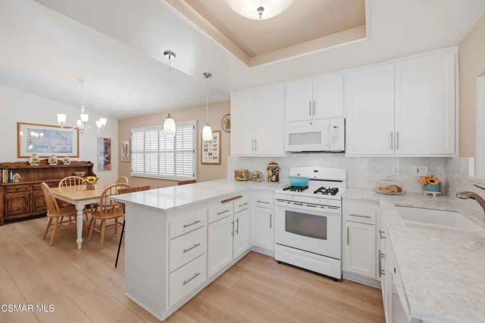 6547 Pinion Street Oak Park, CA 91377