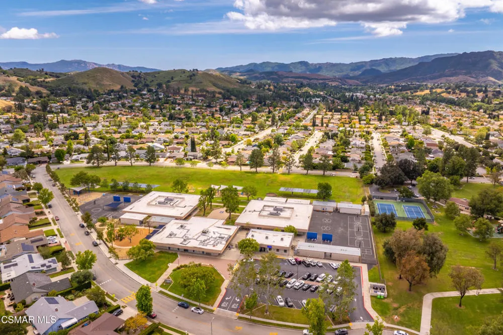 6547 Pinion Street Oak Park, CA 91377