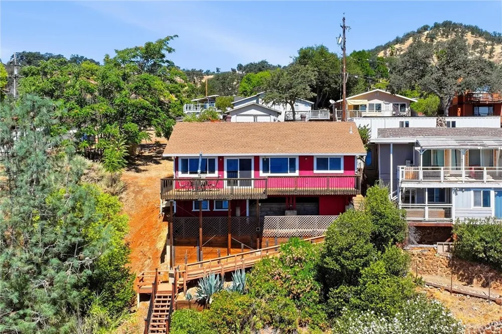 4045 Mesa Clearlake, CA 95422