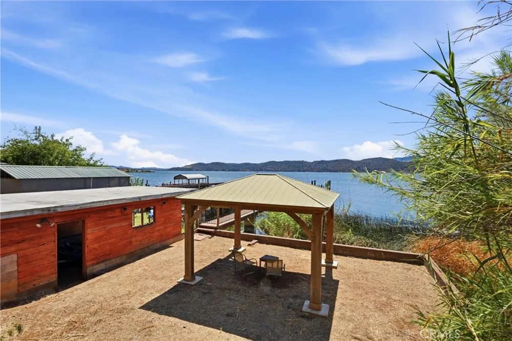 4045 Mesa Clearlake, CA 95422