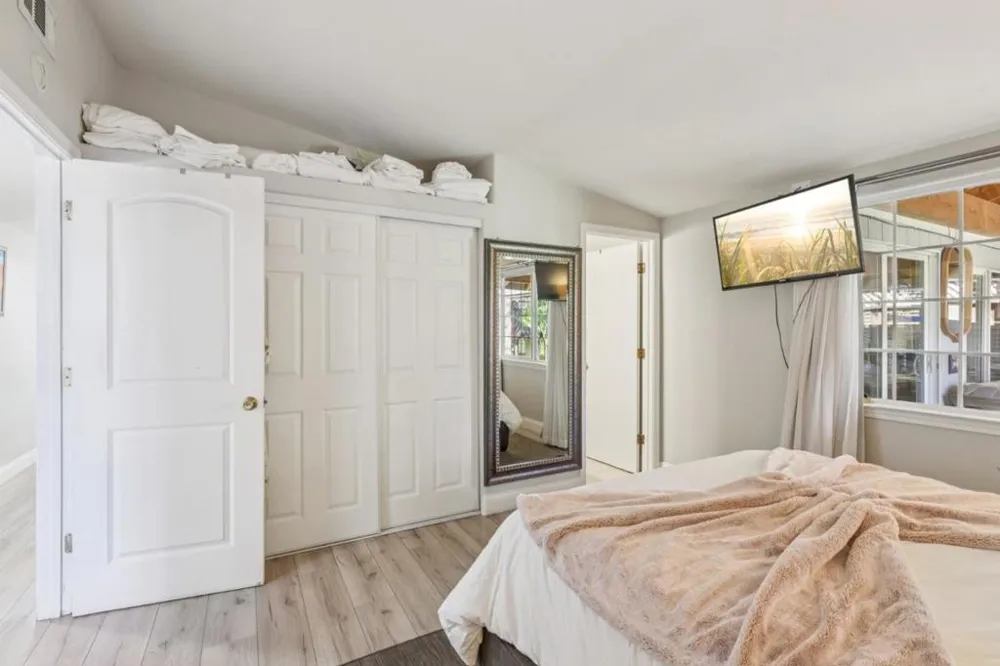 1370 Cathay Drive San Jose, CA 95122