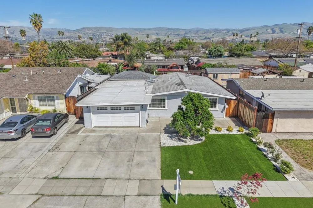 1370 Cathay Drive San Jose, CA 95122