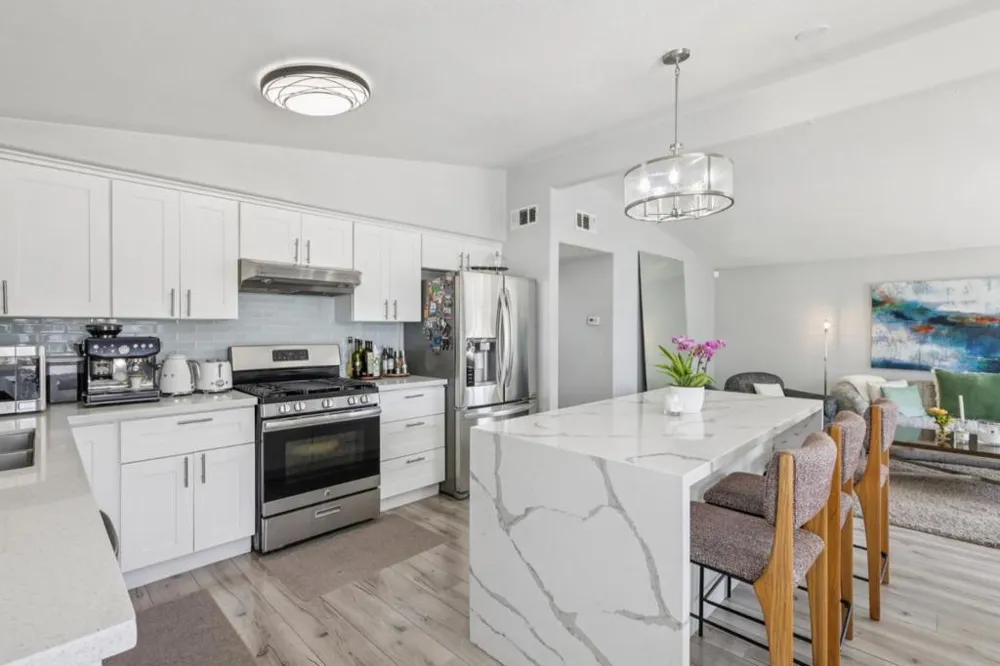 1370 Cathay Drive San Jose, CA 95122