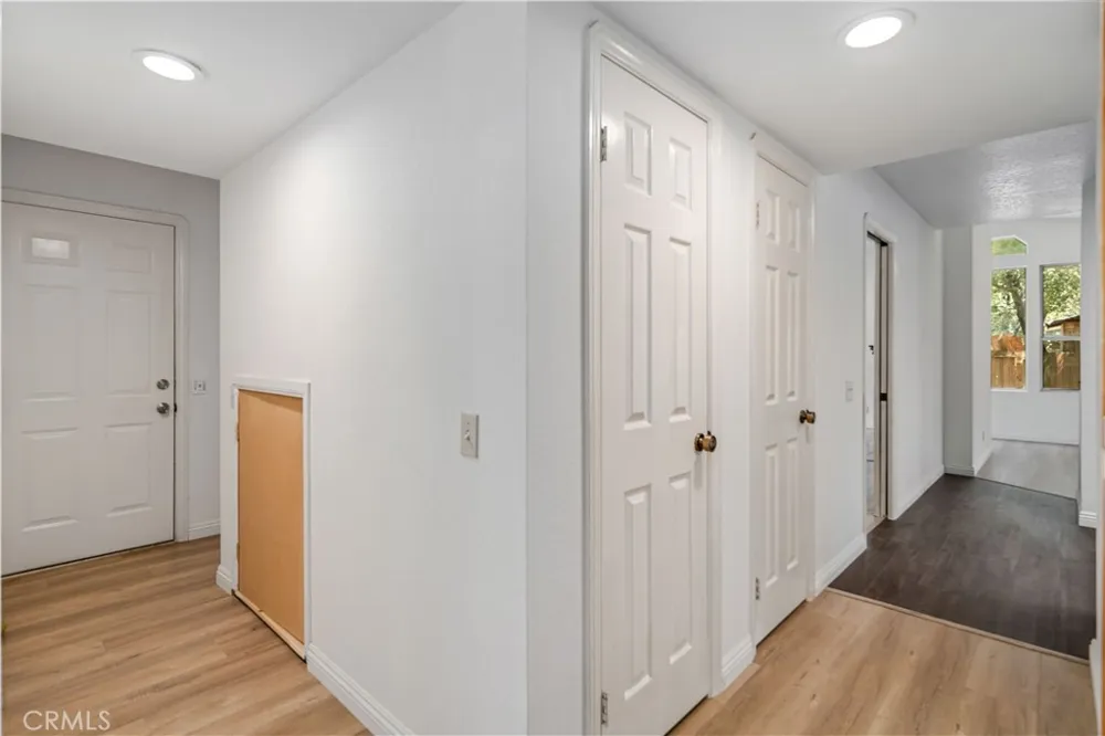 15942 Calle Hermosa Green Valley, CA 91390