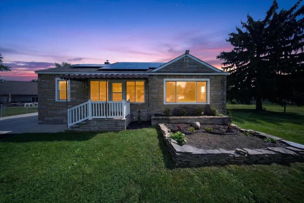 7866 Miami Avenue Monroe, MI 48161