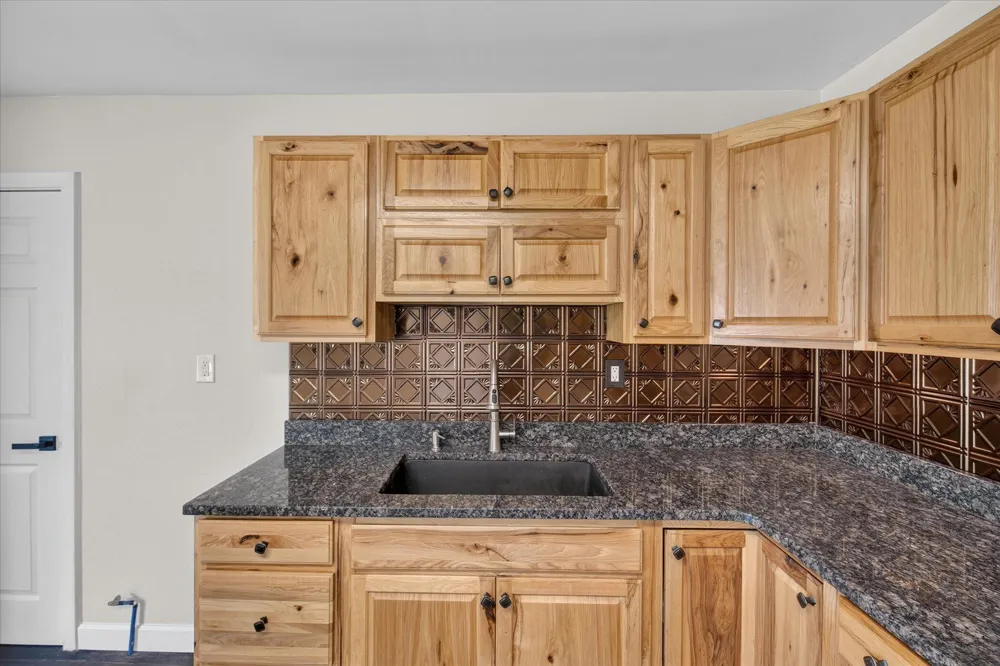7866 Miami Avenue Monroe, MI 48161