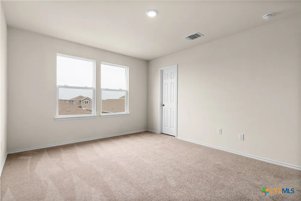 169 Katie Elder Drive Jarrell, TX 76537