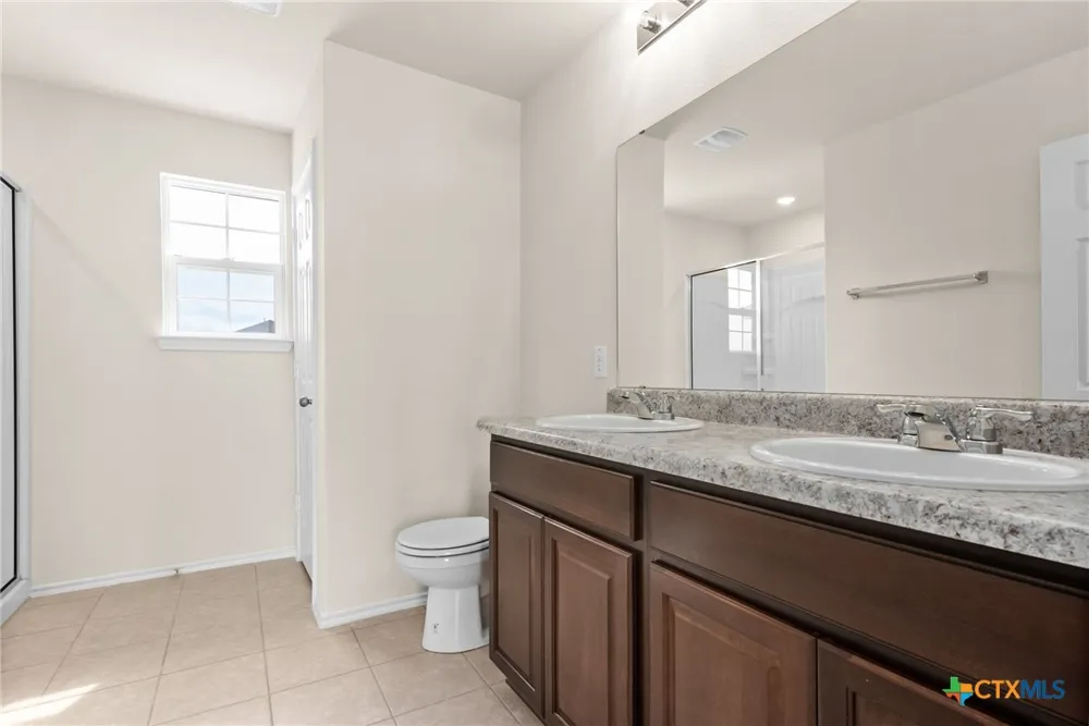 169 Katie Elder Drive Jarrell, TX 76537