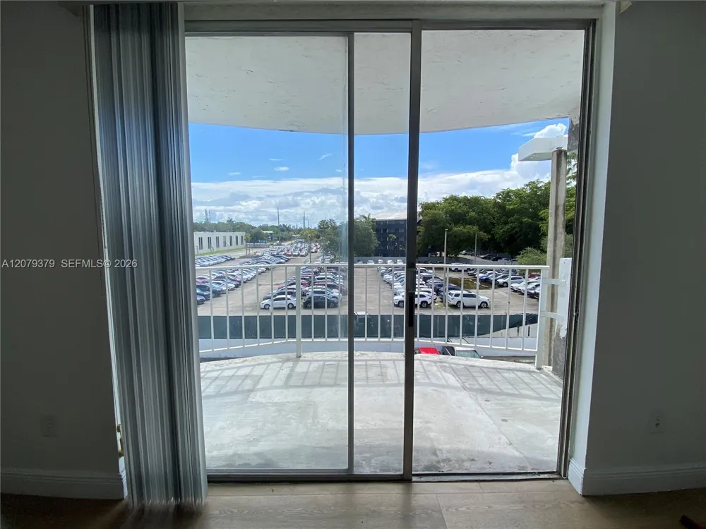 488 NW 165th St Rd #B-415 Miami, FL 33169