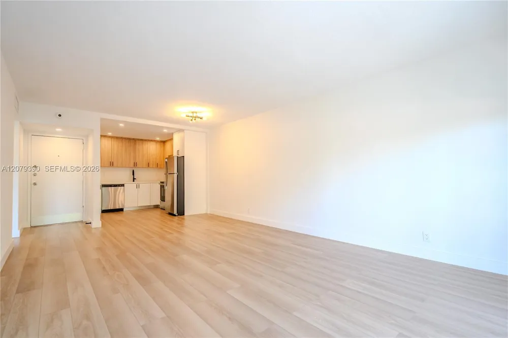1220 71st St #37 Miami Beach, FL 33141