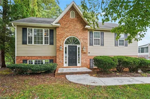 185 Summit Drive