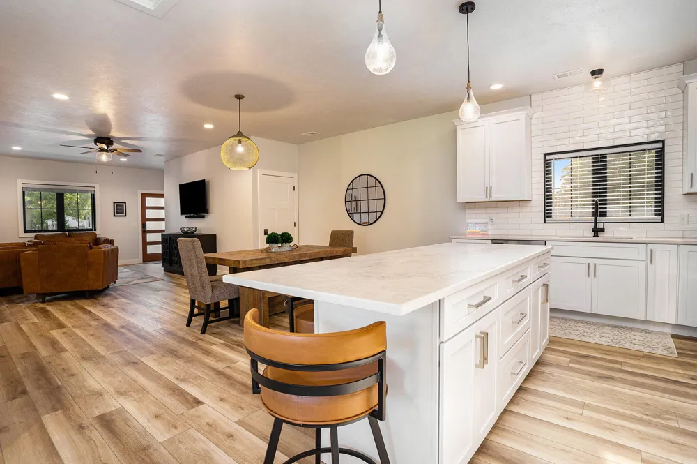 318 Edgell Street South Haven City, MI 49090