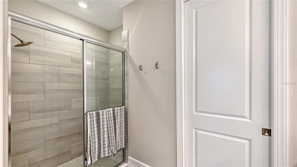 3231 ALBA CIRCLE Bradenton, FL 34211