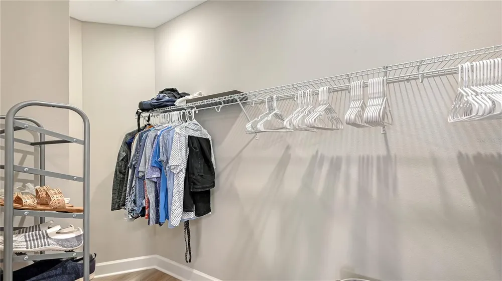 3231 ALBA CIRCLE Bradenton, FL 34211
