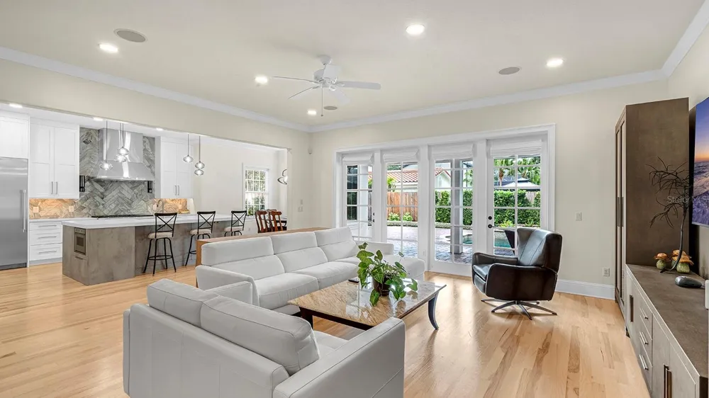 1230 SUNSET DRIVE Winter Park, FL 32789
