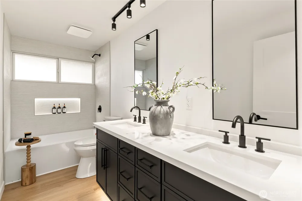 5310 144th Place SW Edmonds, WA 98026