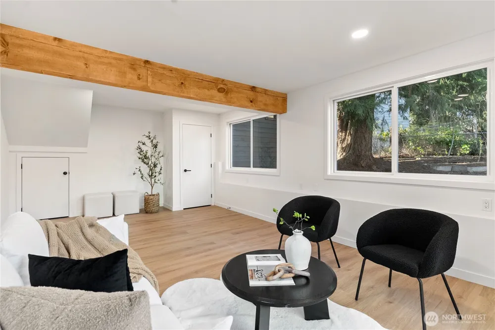 5310 144th Place SW Edmonds, WA 98026