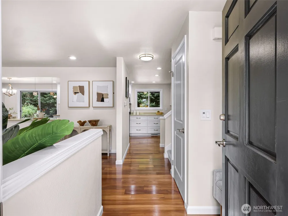 14102 NE 86th Court Redmond, WA 98052