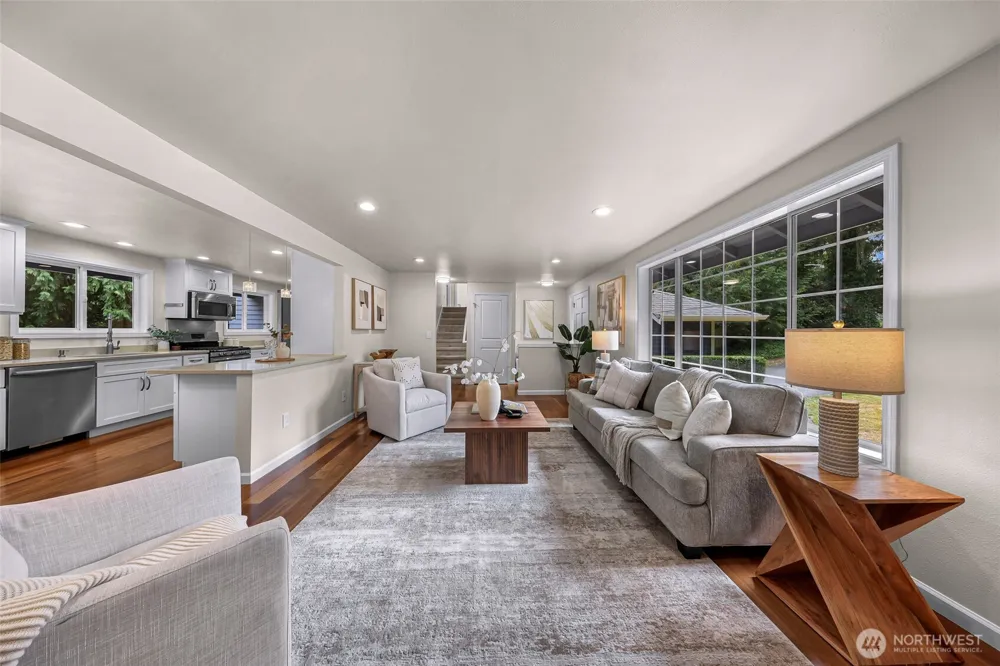 14102 NE 86th Court Redmond, WA 98052
