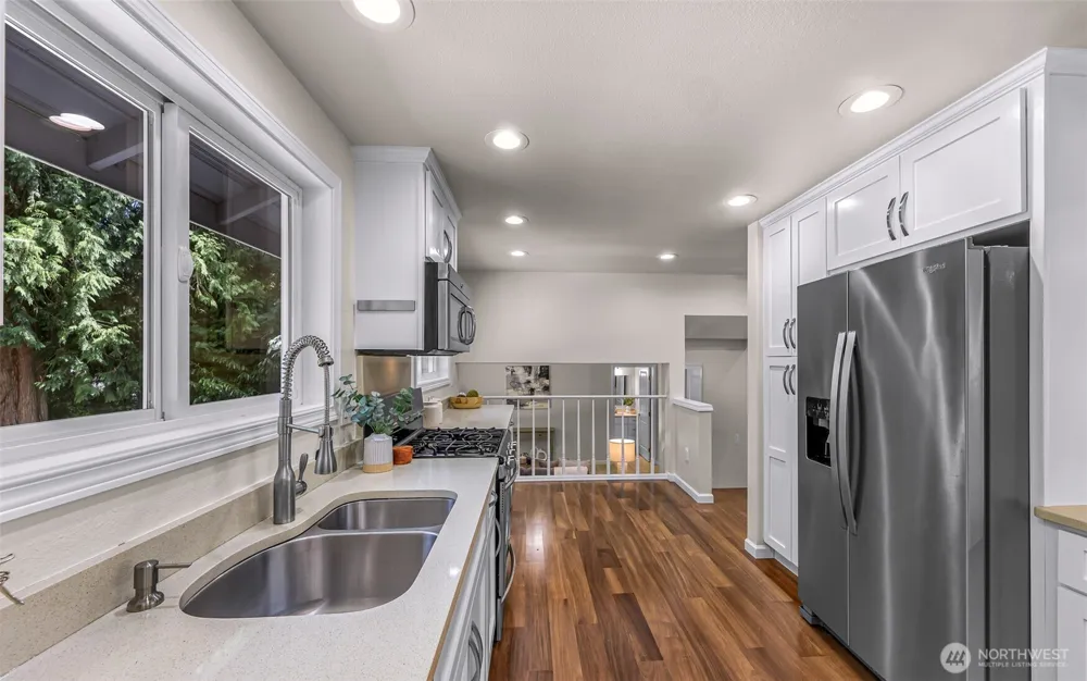 14102 NE 86th Court Redmond, WA 98052