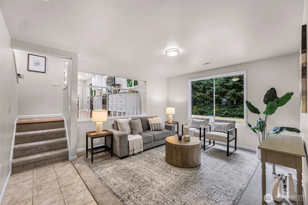14102 NE 86th Court Redmond, WA 98052