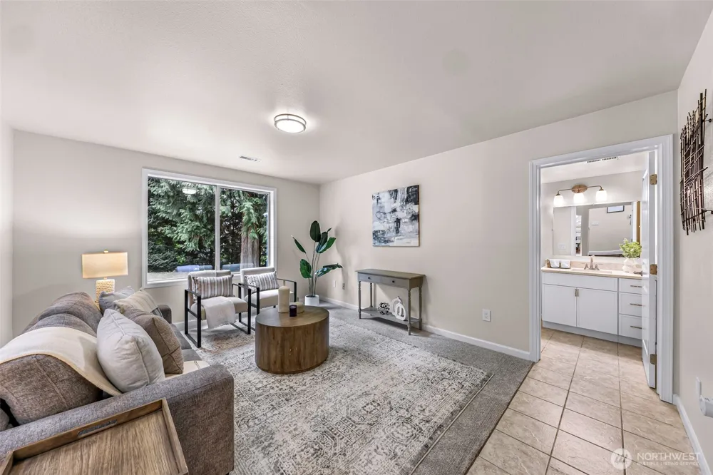 14102 NE 86th Court Redmond, WA 98052
