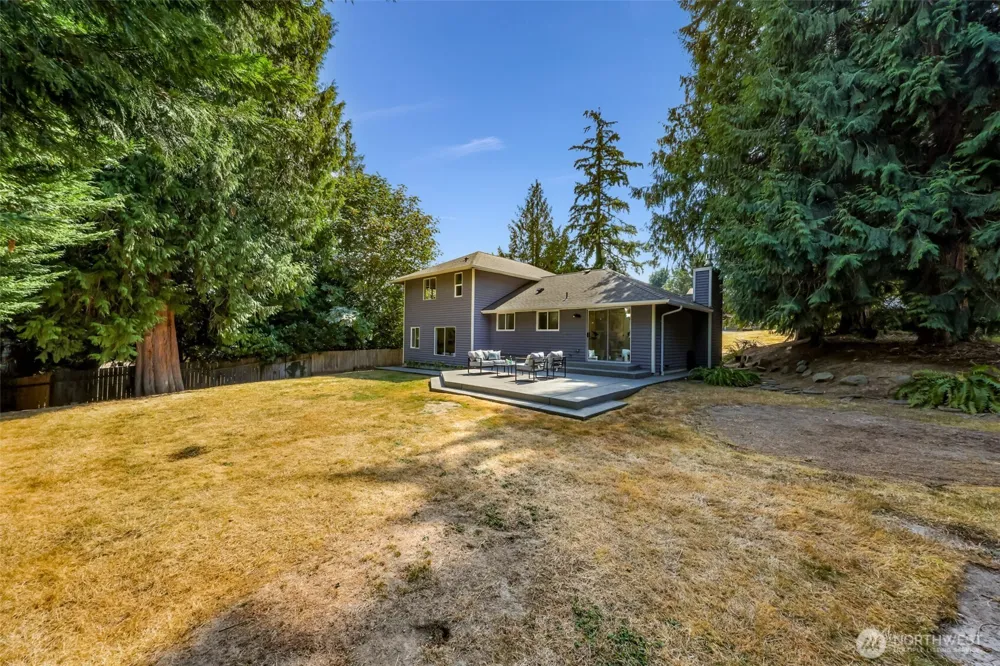 14102 NE 86th Court Redmond, WA 98052