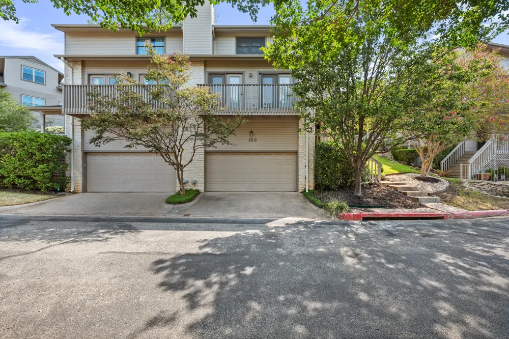 5512 Oakwood Cove #162 Austin, TX 78731