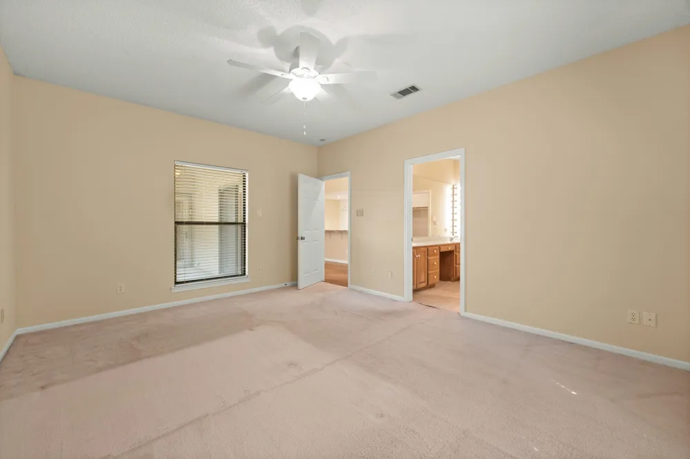 5512 Oakwood Cove #162 Austin, TX 78731
