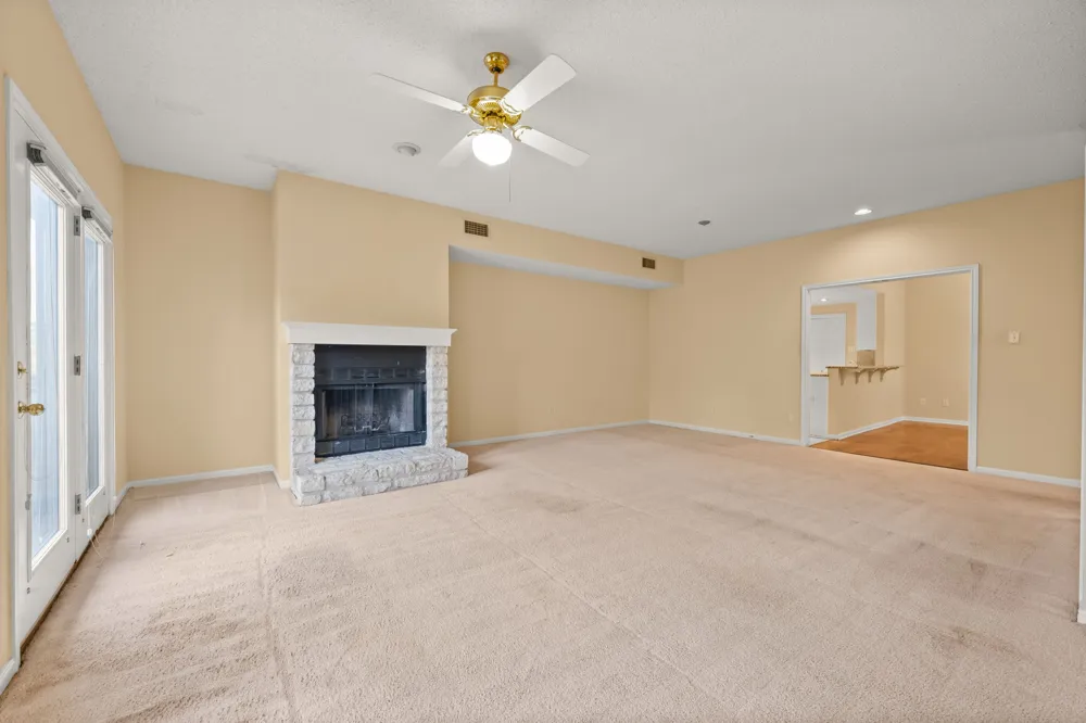 5512 Oakwood Cove #162 Austin, TX 78731