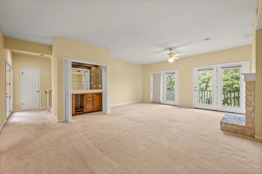 5512 Oakwood Cove #162 Austin, TX 78731