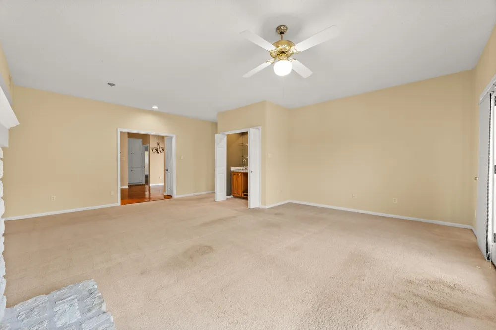 5512 Oakwood Cove #162 Austin, TX 78731