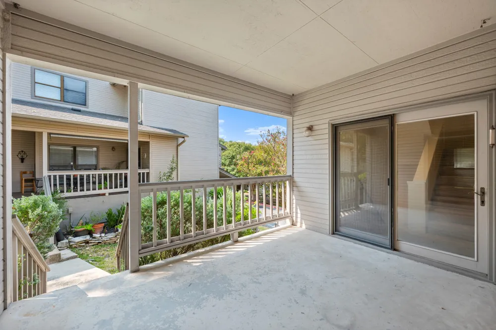 5512 Oakwood Cove #162 Austin, TX 78731