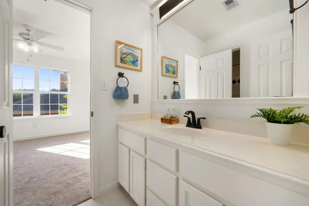 72 Crazy Cross Road Wimberley, TX 78676