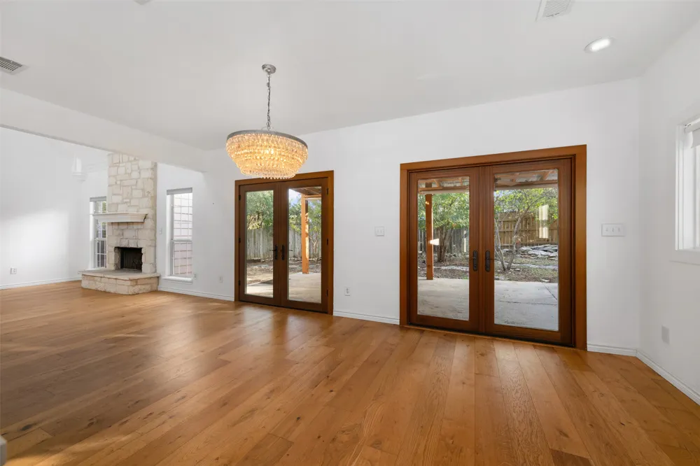 72 Crazy Cross Road Wimberley, TX 78676