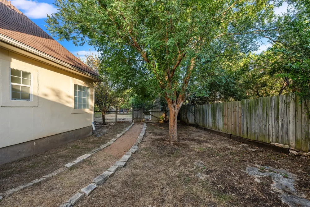 72 Crazy Cross Road Wimberley, TX 78676