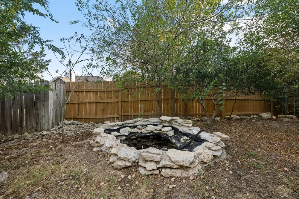 72 Crazy Cross Road Wimberley, TX 78676