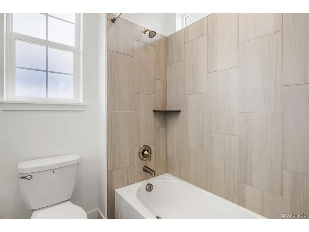 22523 E Piccolo Way Aurora, CO 80016
