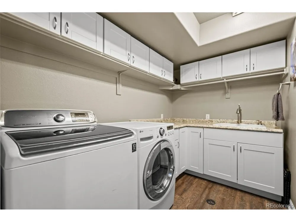 7524 Engineers Court Larkspur, CO 80118