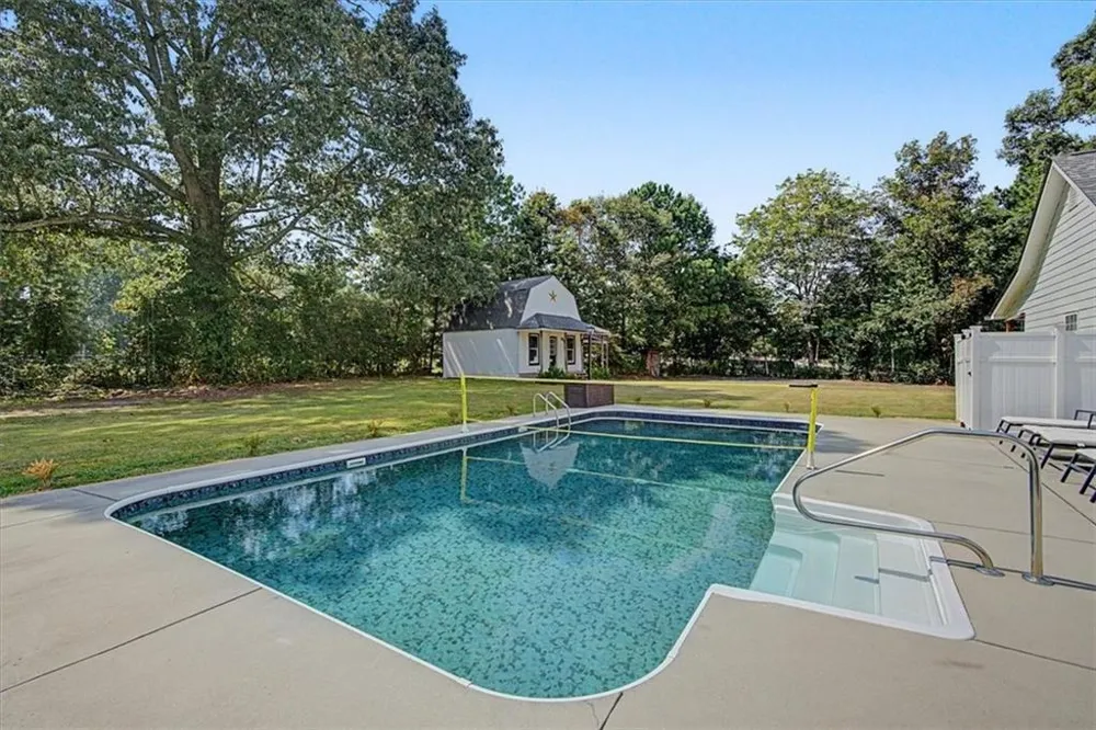 1578 Friendship Church Road Powder Springs, GA 30127
